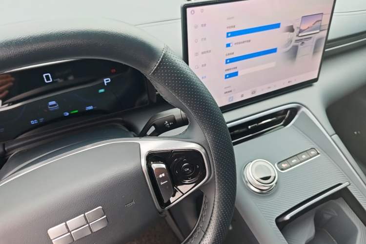 Used Geely Galaxy E5 2024 Model 530km Business Edition Gear Lever