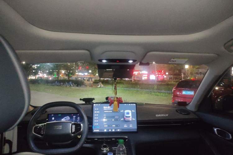 Used Geely Galaxy E5 2024 440km Exploration Version Headliner