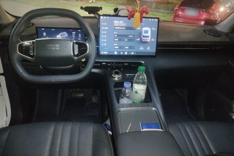 Used Geely Galaxy E5 2024 440km Exploration Version Interior 2
