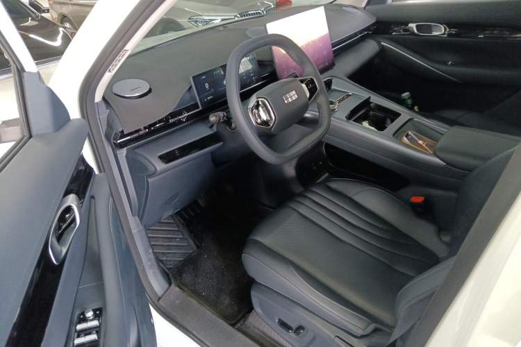 Used Geely Galaxy E5 2024 440km Exploration Version Interior 3