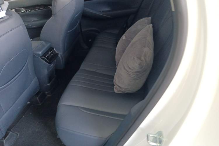 Used Geely Galaxy E5 2024 440km Exploration Version Interior 4