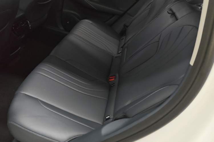 Used Geely Galaxy E5 2024 530 km Exploration+ Version Left Rear Seat
