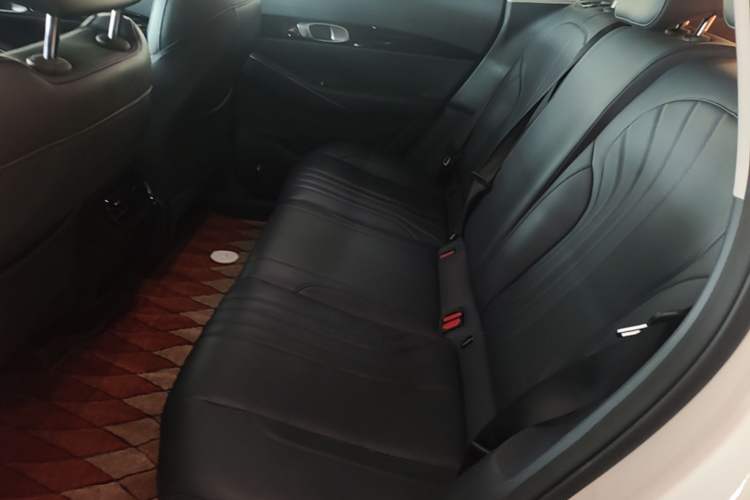 Used Geely Galaxy E5 2024 530km Long-Range Version Left Rear Seat