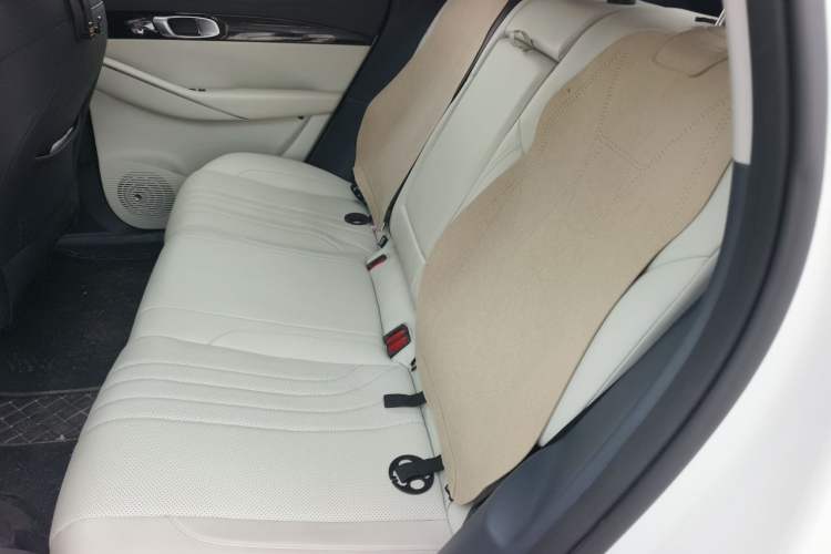 Used Geely Galaxy E5 2024 530 km Exploration+ Version Left Rear Seat