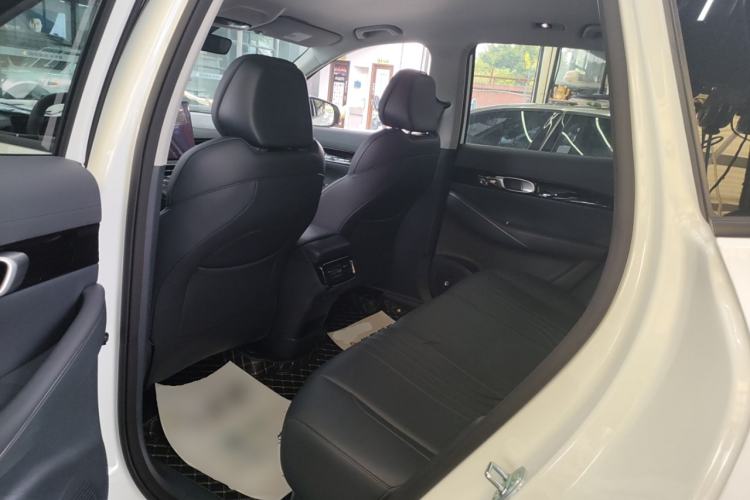 Used Geely Galaxy E5 2024 530km Long-Range Version Left Rear Seat