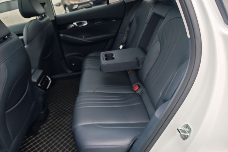 Used Geely Galaxy E5 2024 530 km Exploration+ Version Left Rear Seat