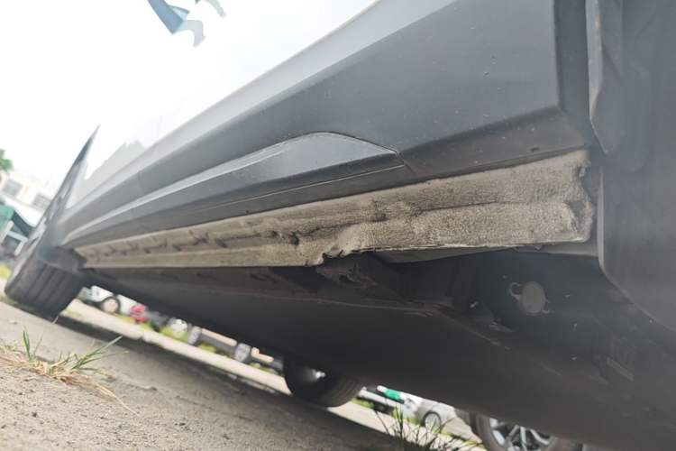 Used Geely Galaxy E5 2024 Model 530km Business Edition Left Side Sill