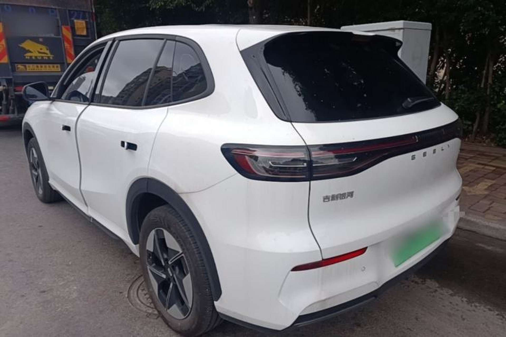 Used Geely Galaxy E5 2024 440km Exploration Version Rear Left 45 Deg