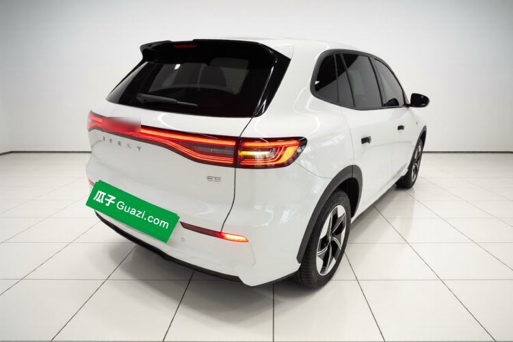 Used Geely Galaxy E5 2024 530km Long-Range Version Rear Right 45 Deg