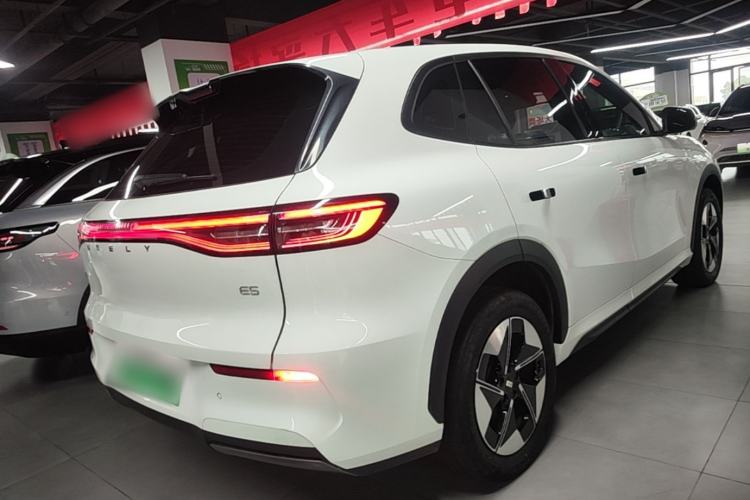 Used Geely Galaxy E5 2024 530km Long-Range Version Rear Right 45 Deg