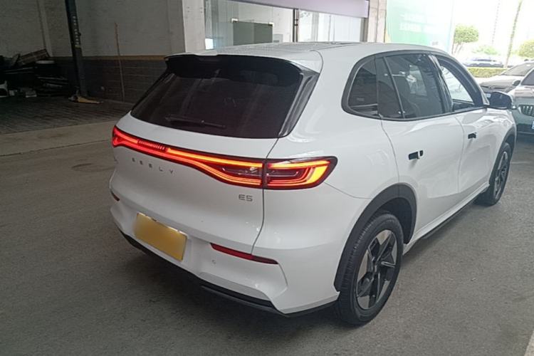 Used Geely Galaxy E5 2024 440km Exploration Version Rear Right 45 Deg