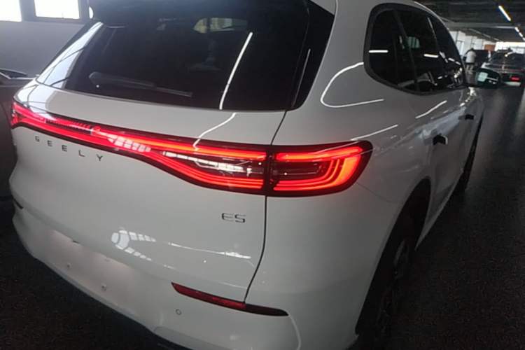 Used Geely Galaxy E5 2024 440km Launch Edition Rear Right 45 Deg