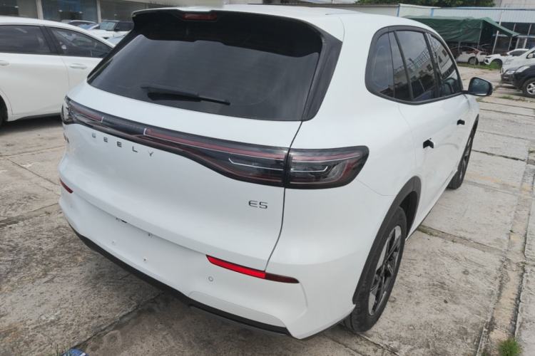 Used Geely Galaxy E5 2024 530km Long-Range Version Rear Right 45 Deg