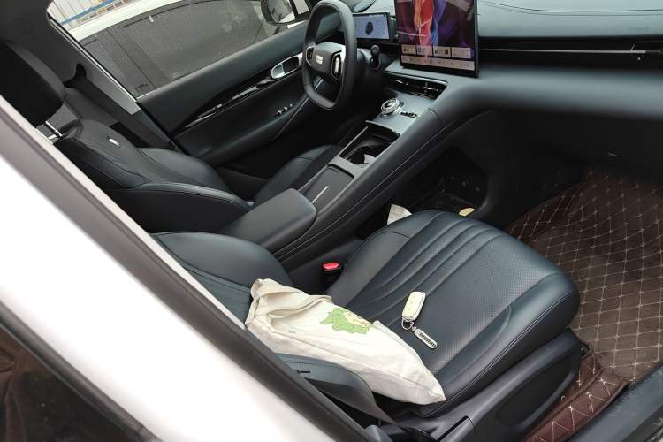 Used Geely Galaxy E5 2024 440km Launch Edition Right Front Seat