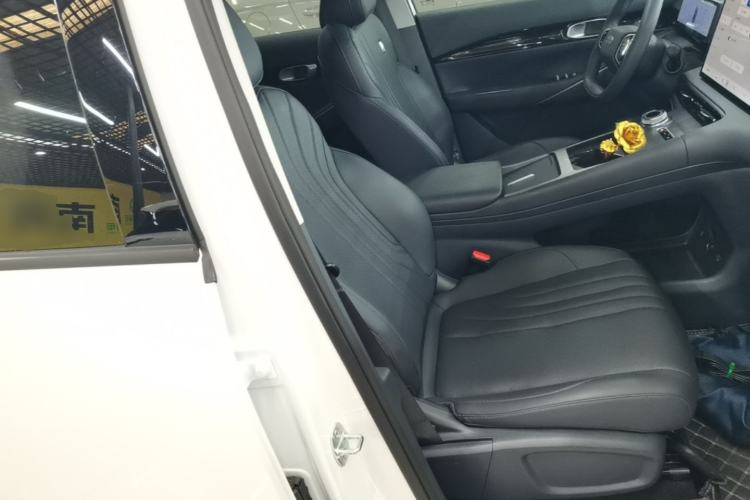 Used Geely Galaxy E5 2024 440km Launch Edition Right Front Seat