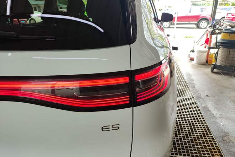 Used Geely Galaxy E5 2024 440km Exploration Version Right Rear Taillight