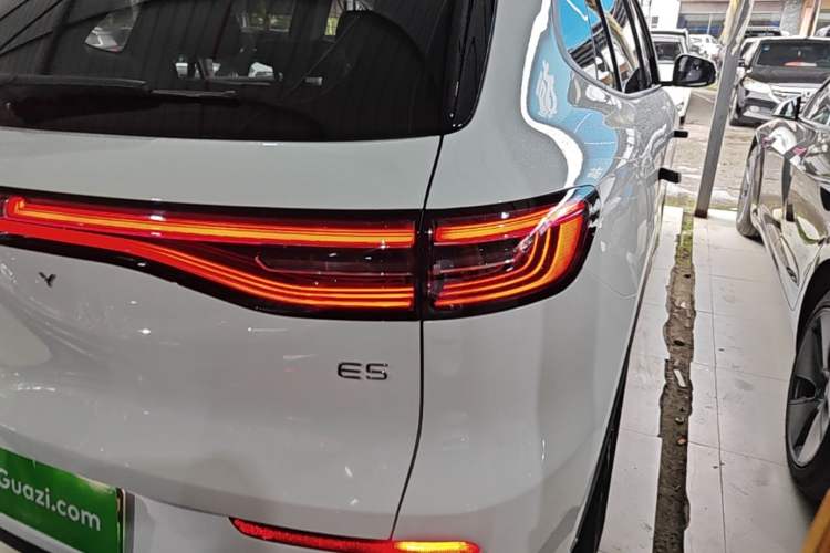 Used Geely Galaxy E5 2024 530km Long-Range Version Right Rear Taillight
