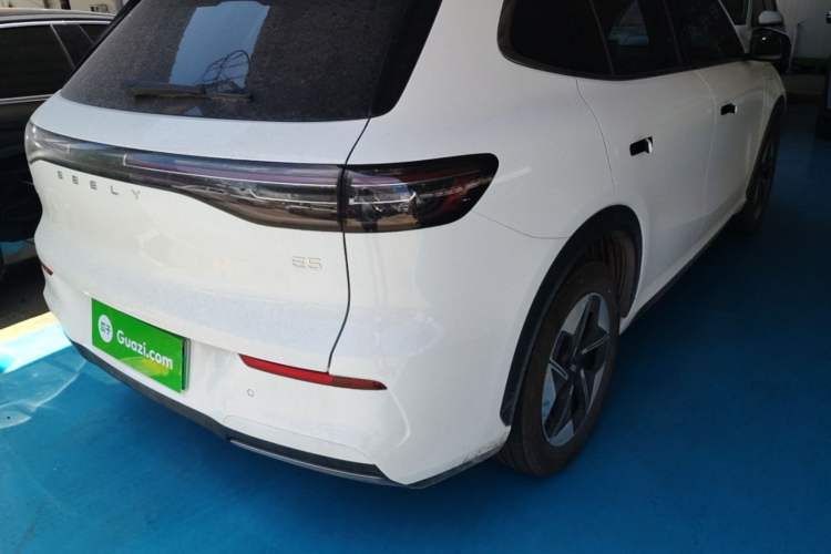 Used Geely Galaxy E5 2024 530 km Exploration+ Version Right Rear Taillight