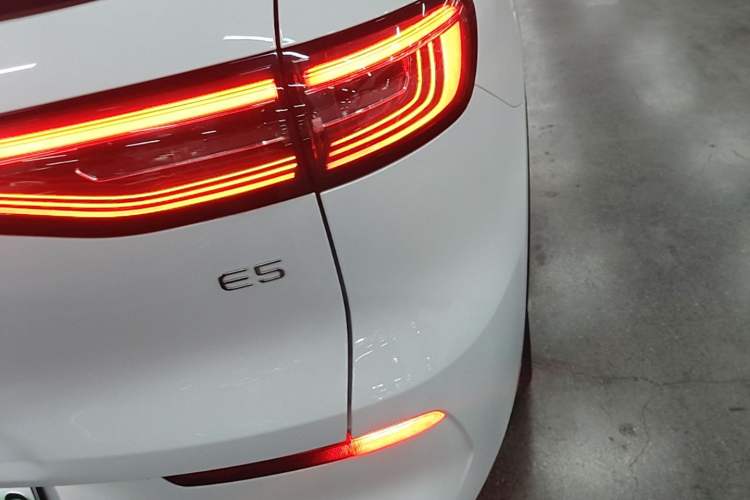 Used Geely Galaxy E5 2024 530km Long-Range Version Right Rear Taillight