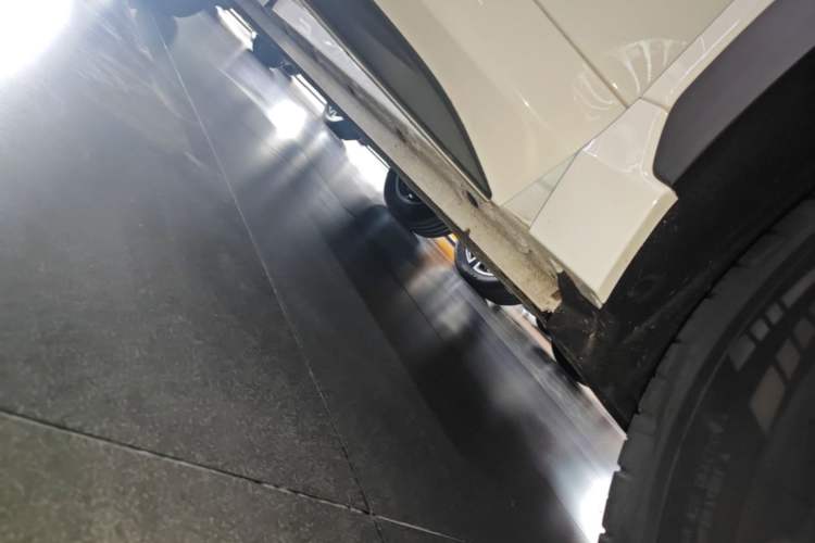 Used Geely Galaxy E5 2024 440km Launch Edition Right Side Sill