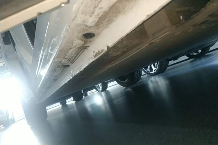 Used Geely Galaxy E5 2024 440km Launch Edition Right Side Sill