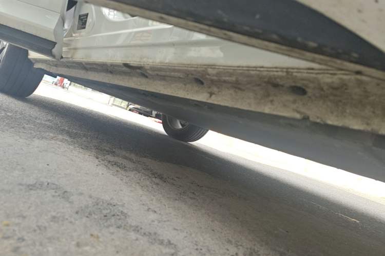 Used Geely Galaxy E5 2024 440km Launch Edition Right Side Sill