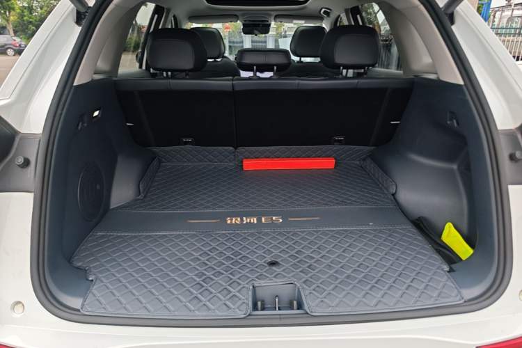 Used Geely Galaxy E5 2024 530 km Exploration+ Version Trunk