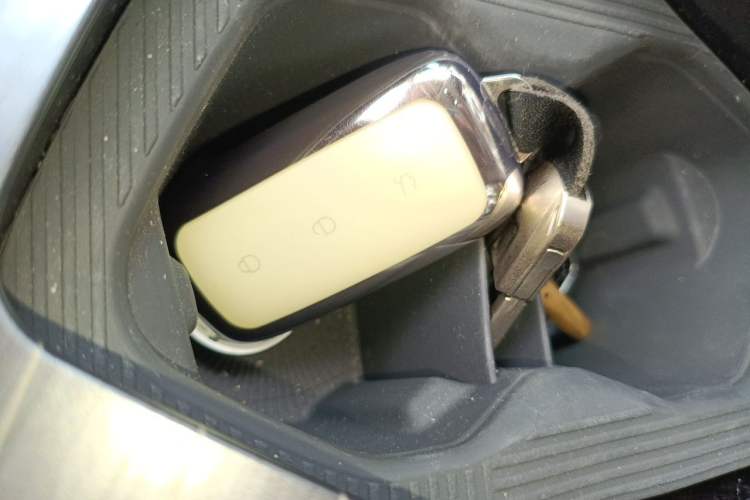 Used Geely Galaxy E5 2024 530 km Exploration+ Version Vehicle Key