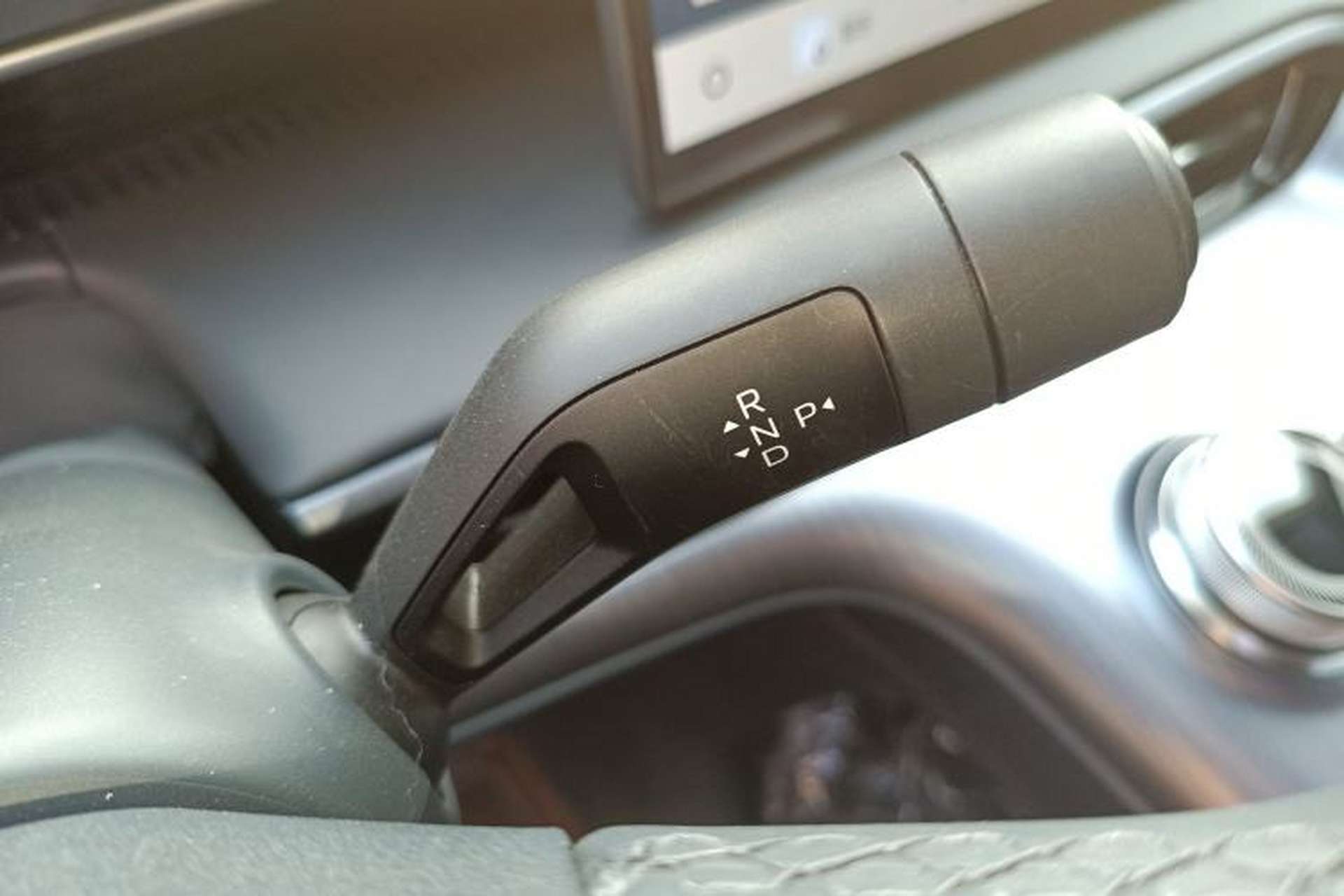 Used Geely Galaxy E5 2026 Model 610km Exploration+ Edition Gear Lever