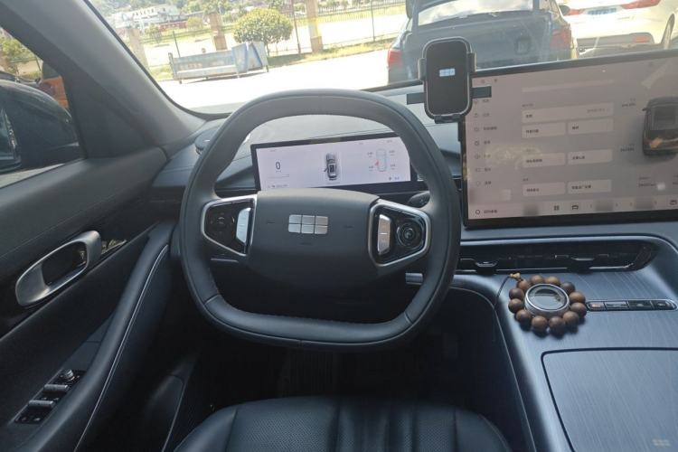 Used Geely Galaxy E5 2026 Model 610km Long-Distance Edition Steering Wheel