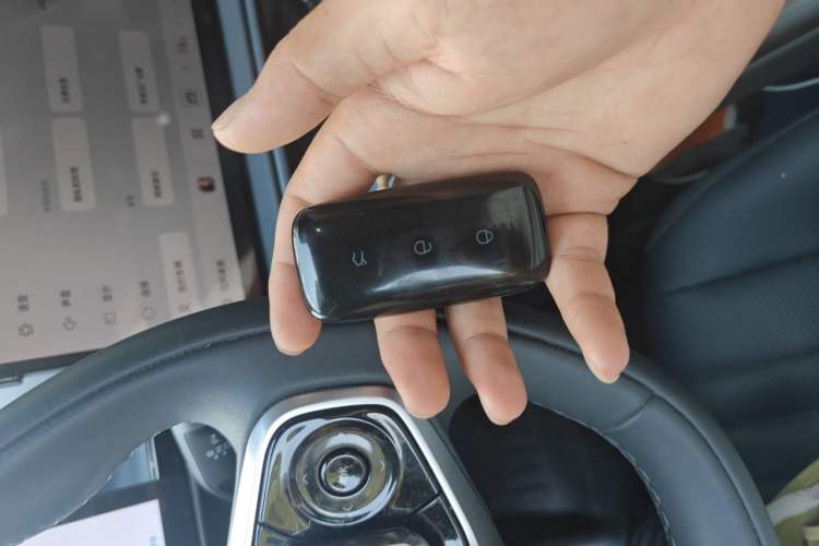 Used Geely Galaxy E5 2026 Model 610km Long-Distance Edition Vehicle Key