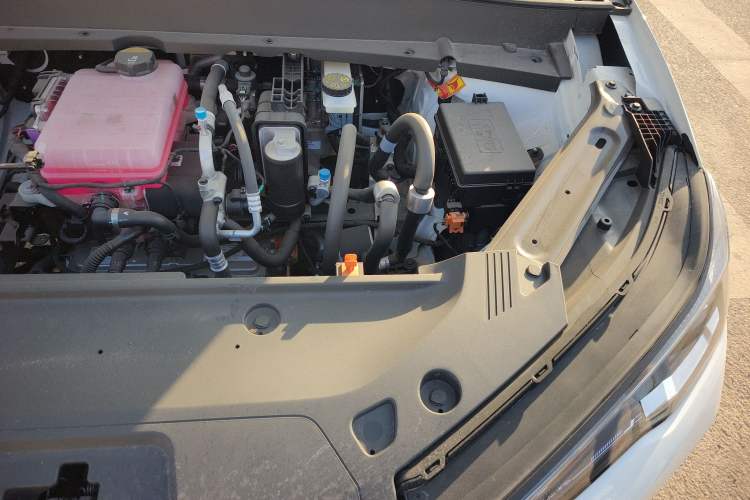 Used Geely Galaxy E5 2026 Model 610km Exploration+ Edition Engine Bay Left