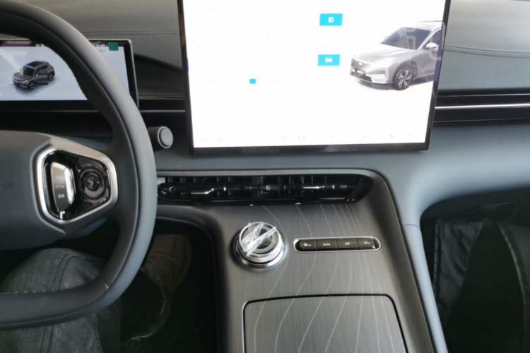 Used Geely Galaxy E5 2026 Model 530km Launch Edition Audio And AC Panel