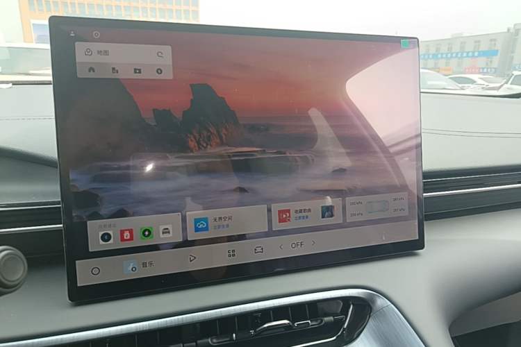 Used Geely Galaxy E5 2026 Model 530km Launch Edition Audio And AC Panel