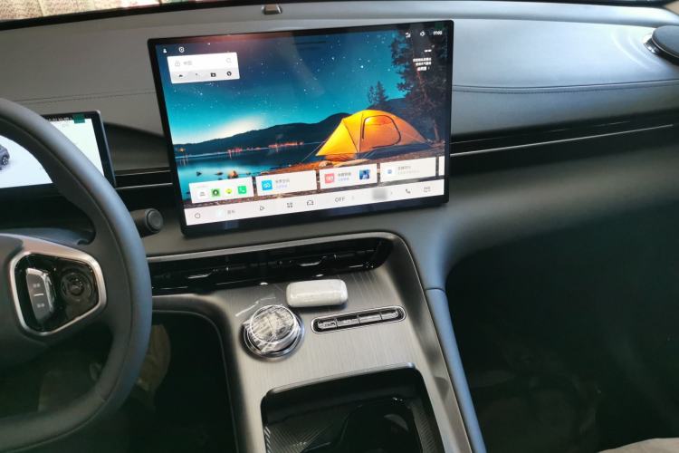 Used Geely Galaxy E5 2026 Model 530km Launch Edition Center Console