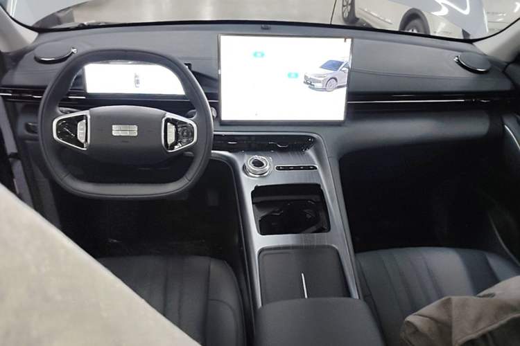 Used Geely Galaxy E5 2026 Model 530km Launch Edition Center Console