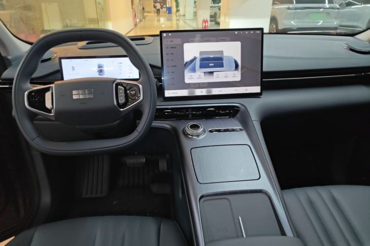 Used Geely Galaxy E5 2026 Model 610km Exploration+ Edition Center Console