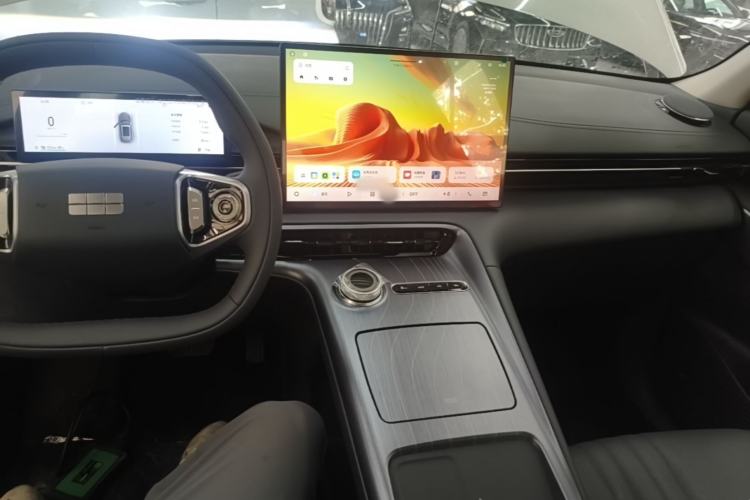 Used Geely Galaxy E5 2026 Model 530km Launch Edition Center Console