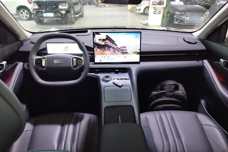 Used Geely Galaxy E5 2026 Model 610km Exploration+ Edition Center Console