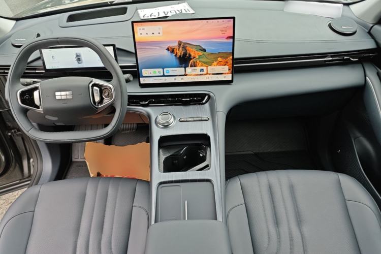 Used Geely Galaxy E5 2026 Model 610km Exploration+ Edition Center Console