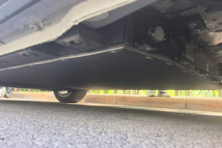 Used Geely Galaxy E5 2026 Model 530km Exploration Edition Chassis Rear Left