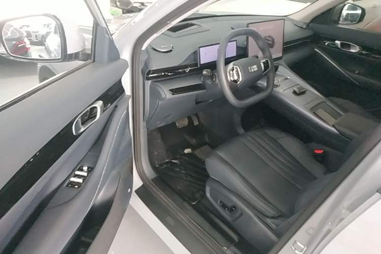 Used Geely Galaxy E5 2026 Model 610km Exploration+ Edition Driver Seat