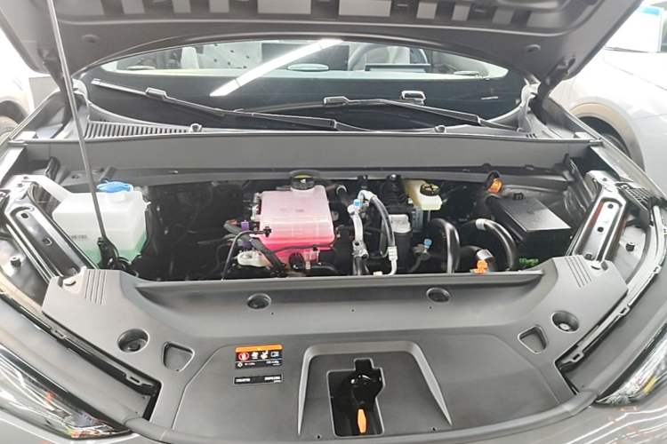 Used Geely Galaxy E5 2026 Model 530km Launch Edition Engine Bay