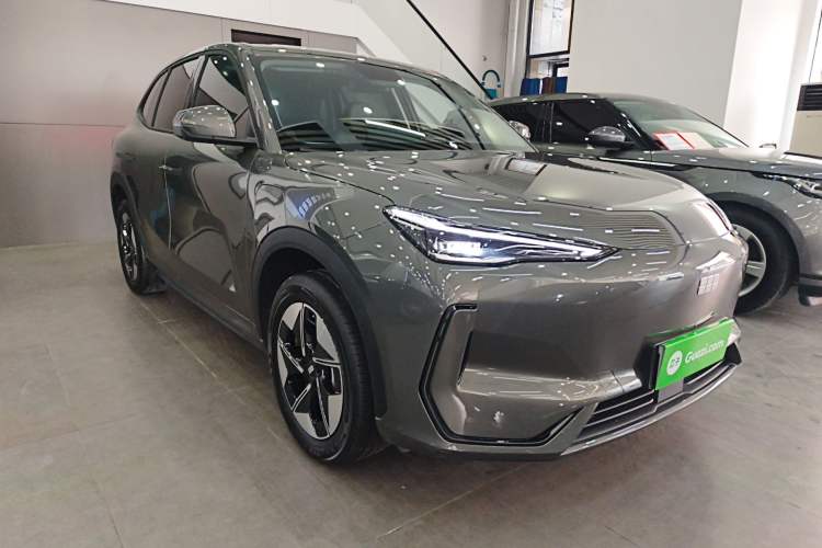 Used Geely Galaxy E5 2026 Model 530km Launch Edition Exterior 1