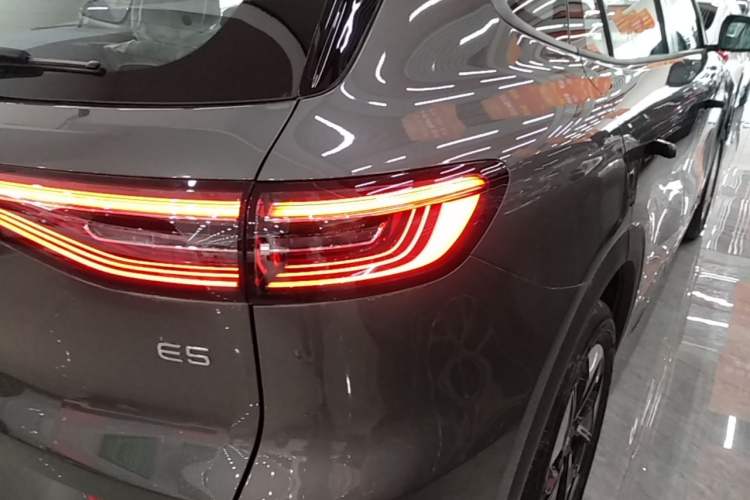 Used Geely Galaxy E5 2026 Model 530km Launch Edition Exterior 3