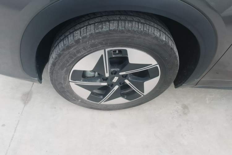 Used Geely Galaxy E5 2026 Model 530km Exploration Edition Exterior 4