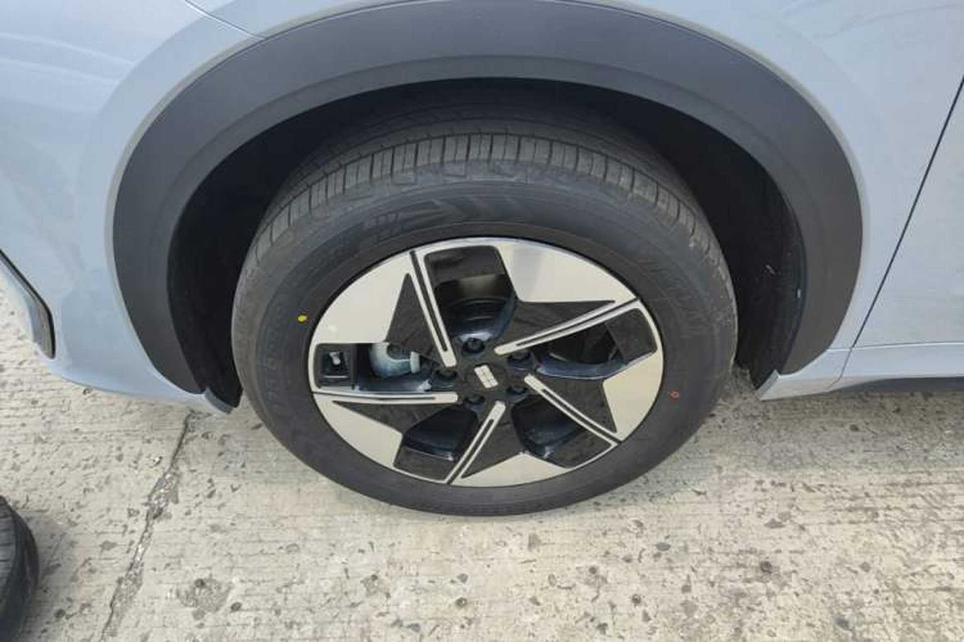 Used Geely Galaxy E5 2026 Model 530km Launch Edition Exterior 4