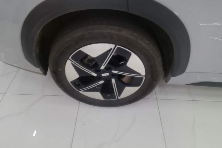 Used Geely Galaxy E5 2026 Model 530km Exploration Edition Exterior 5