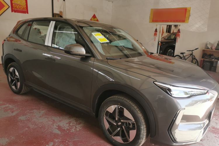 Used Geely Galaxy E5 2026 Model 530km Launch Edition Front Right 45 Deg