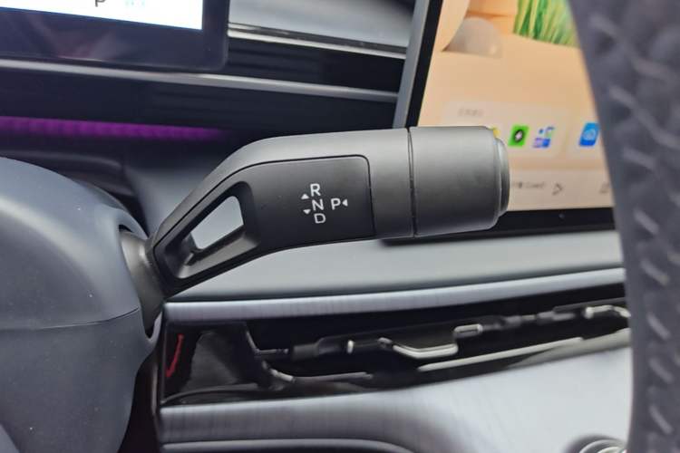 Used Geely Galaxy E5 2026 Model 610km Exploration+ Edition Gear Lever